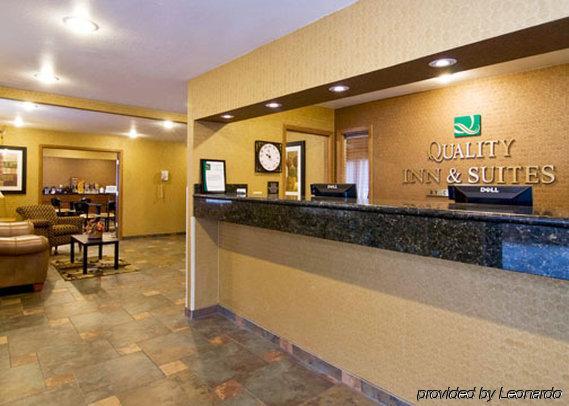 Quality Inn & Suites Decorah Interior photo
